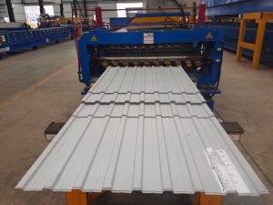 Color steel plate