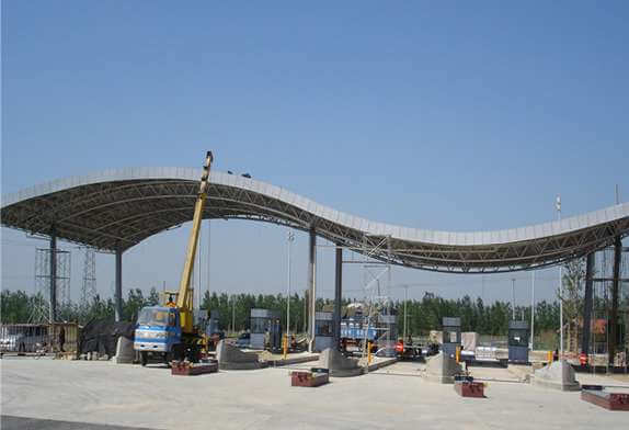 Toll station with space frame structure