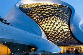 Design of special curved glass daylighting roof for hall