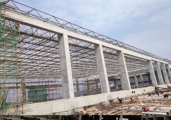 Steel Structure Roof of Long-Span High-Speed Railway Station