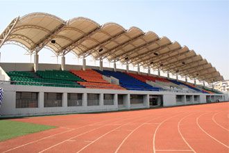 What are the advantages of sports stadium membrane structure