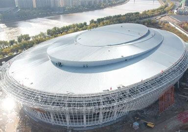 105-meter-span roof space frame for the skating hall