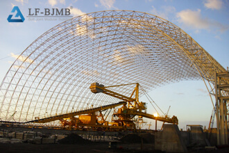 General structure construction technology of space frame bolt ball