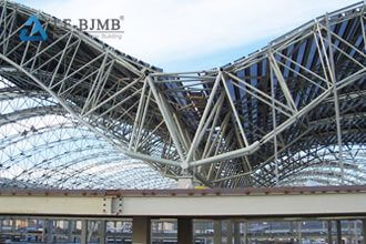 Construction of Long Span Cantilevered Truss Structures ( Part 2)