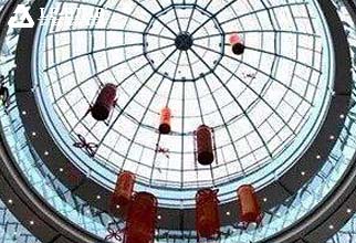 Analysis of deepening design points of glass curtain wall